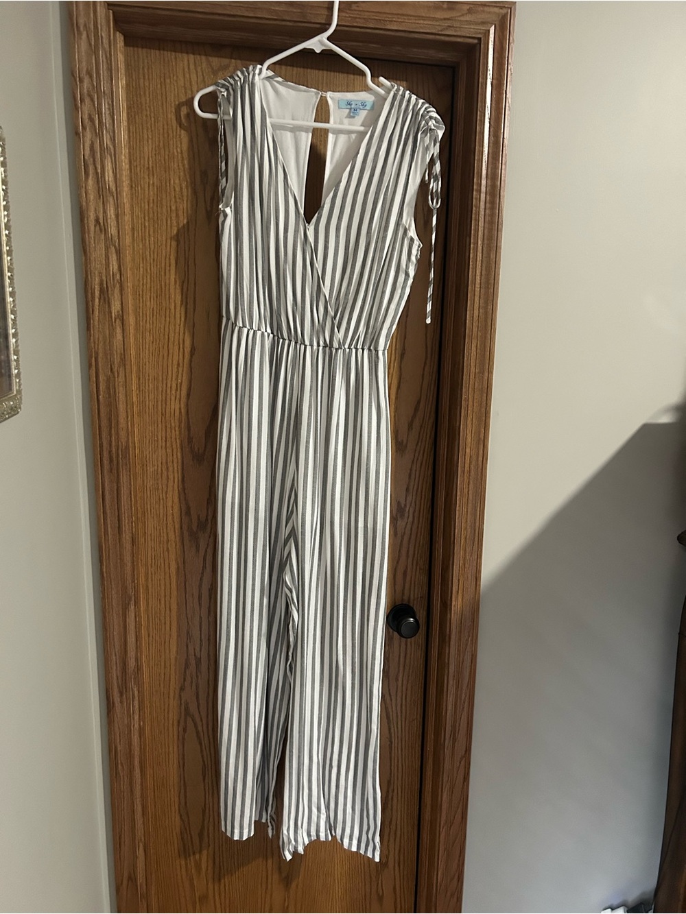 She and Sky White & Gray Striped Sleeveless Jumpsuit
